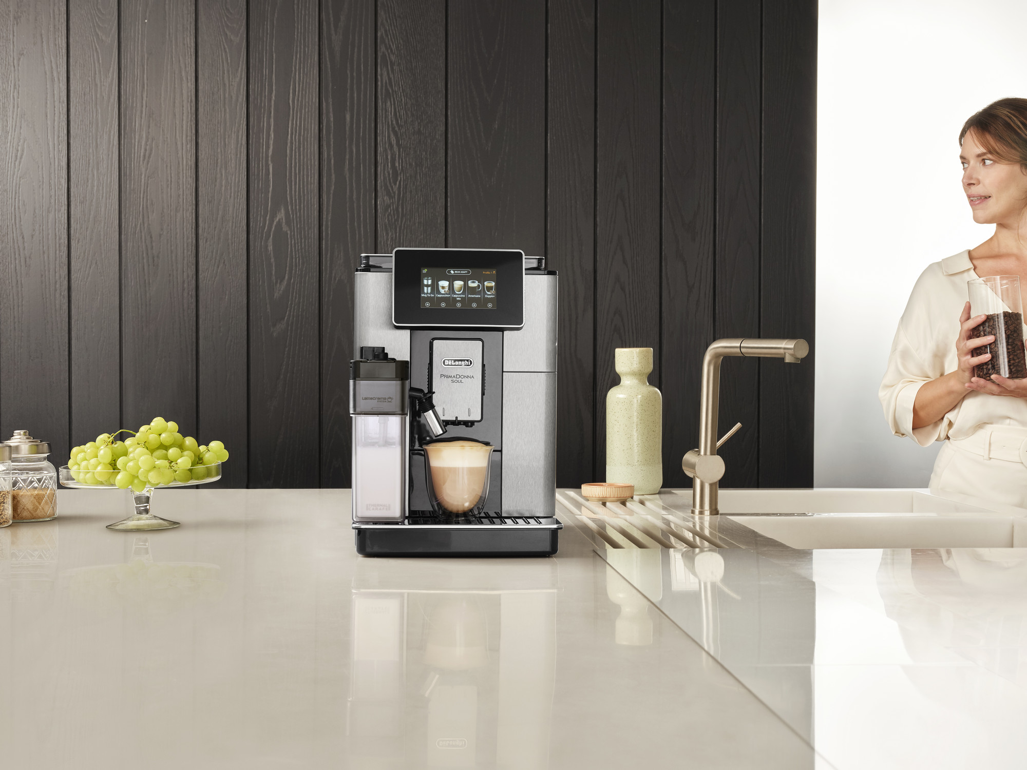 Кофемашина DeLonghi ECAM610.55.SB, фото 5